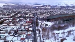 В городе Риддер на востоке Казахстана уже выпал снег – и горожане страдают без отопления