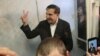 Суд оставил Саакашвили на свободе. Генпрокуратура обжалует решение
