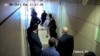 Силовики пришли с обысками в офис ФБК и на обе квартиры Навального по делу о клевете на ветерана